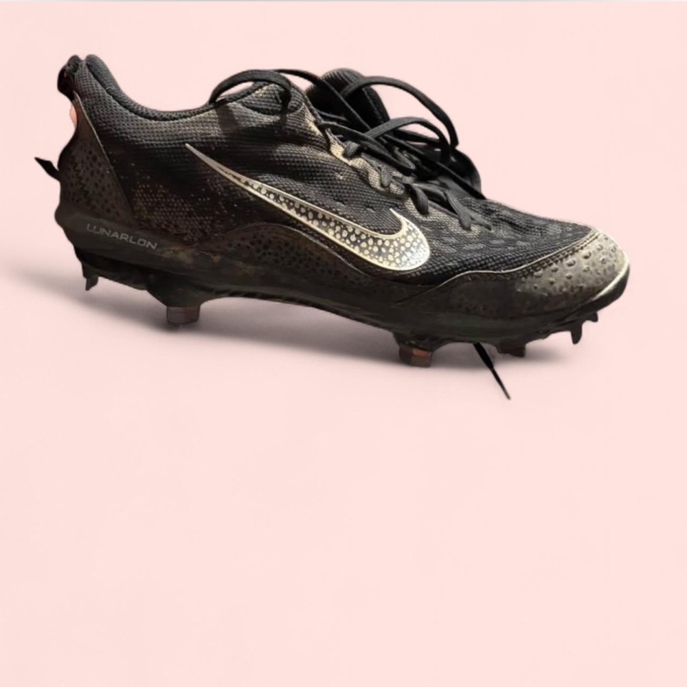 Nike Black and White Softball Cleats